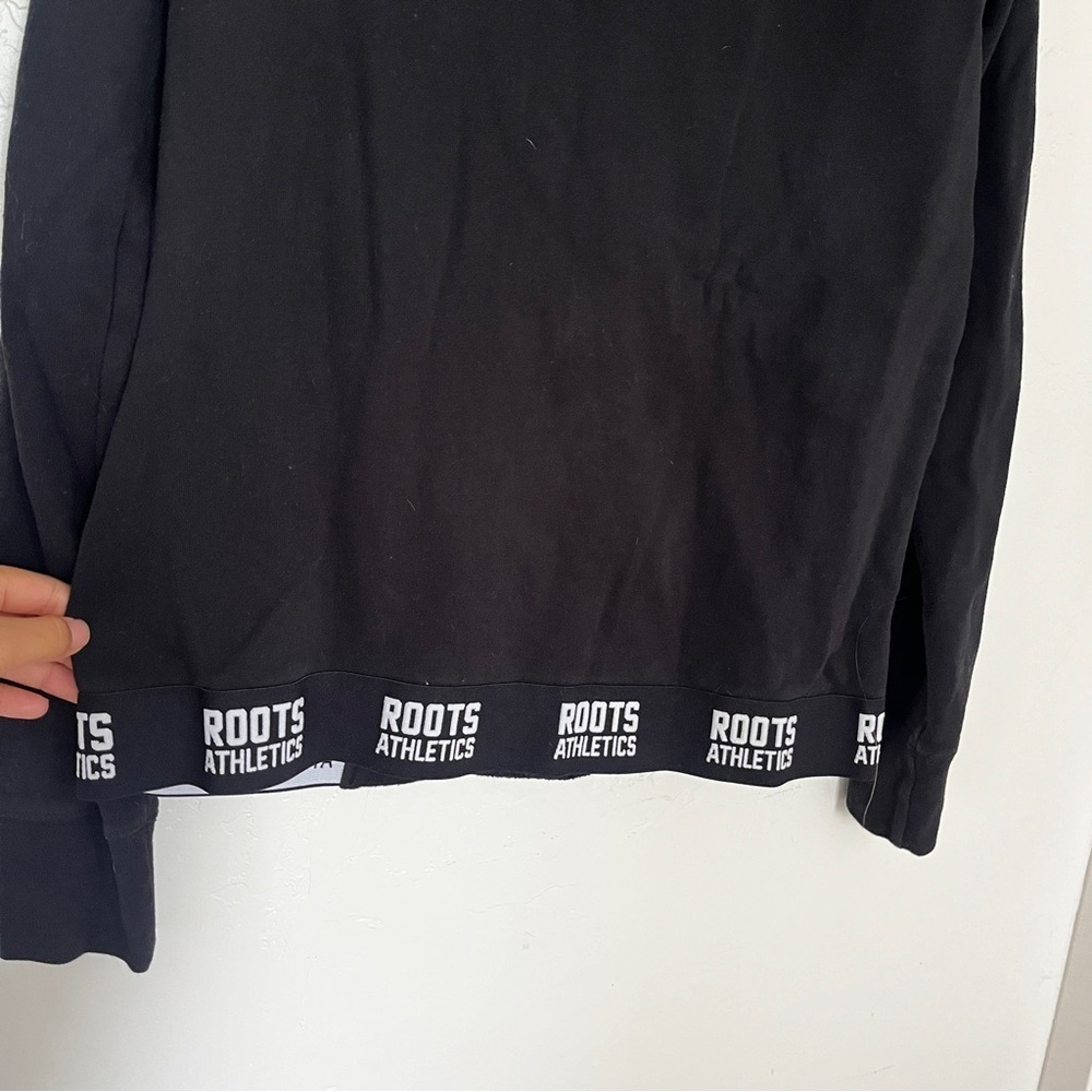 Roots Canada Black Logo Cozy Athletic Comfortable Hoodie - Picture 3 of 9